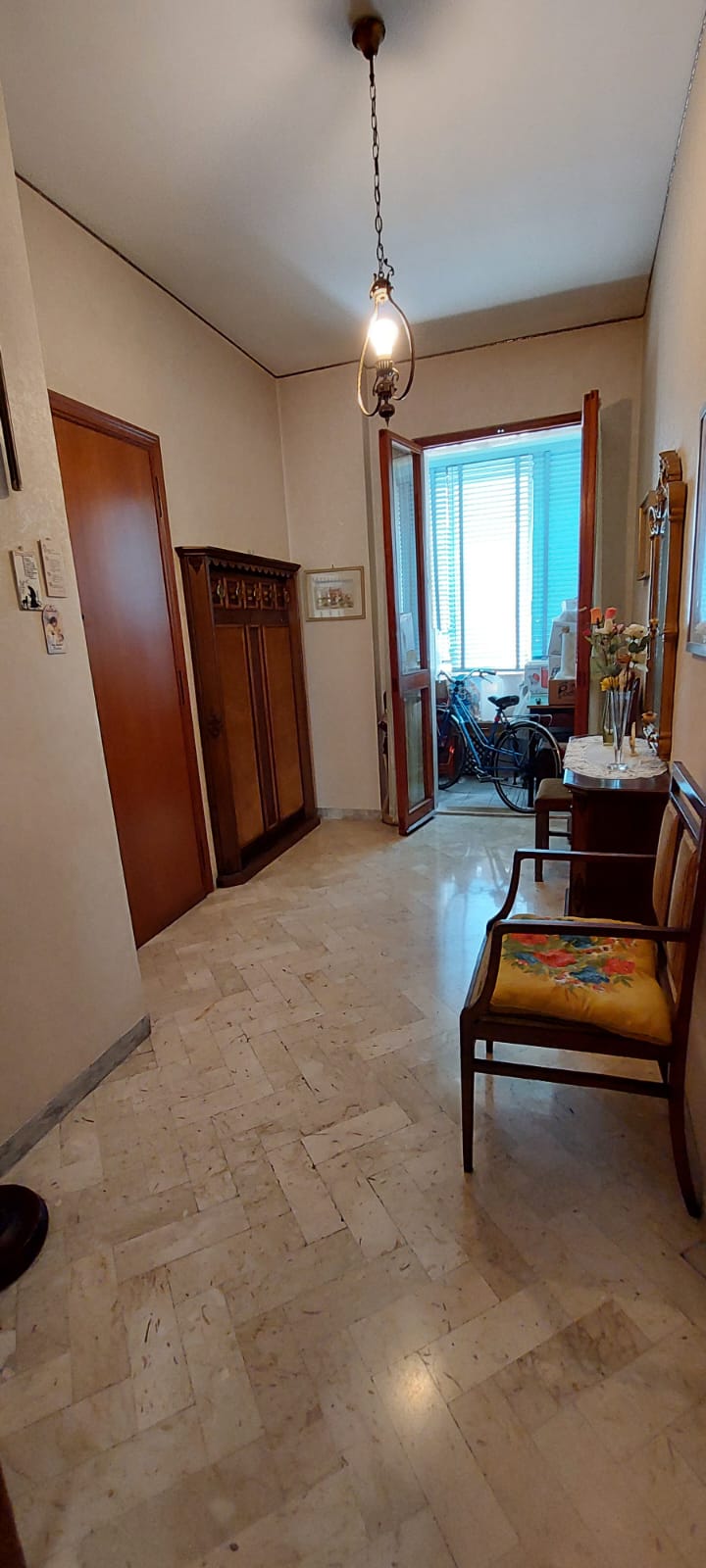l'ingresso